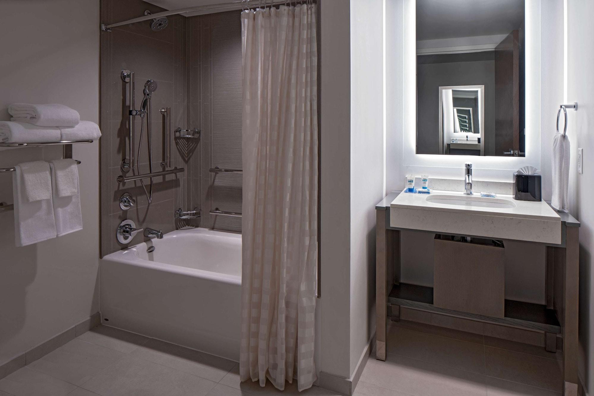 Hyatt House Indianapolis Downtown Otel Dış mekan fotoğraf